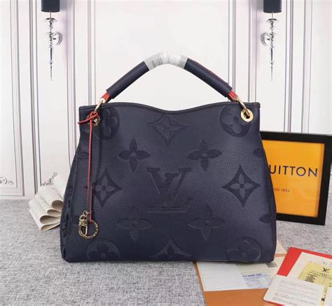 lv bag price in taiwan